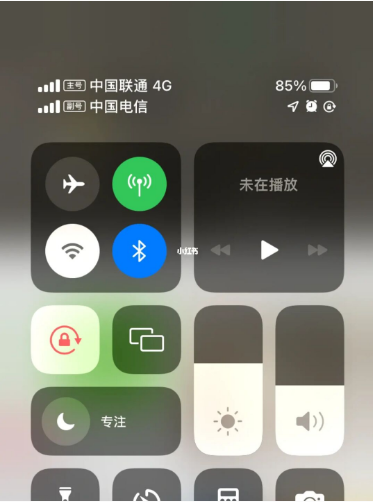 丰都苹果手机维修分享iPhone双卡信号解决办法 